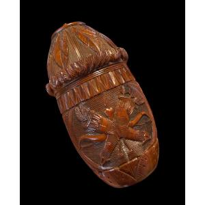 Tobacco Box In Sculpted Corozo Nut, Napoleontic Period - France - 18th Century