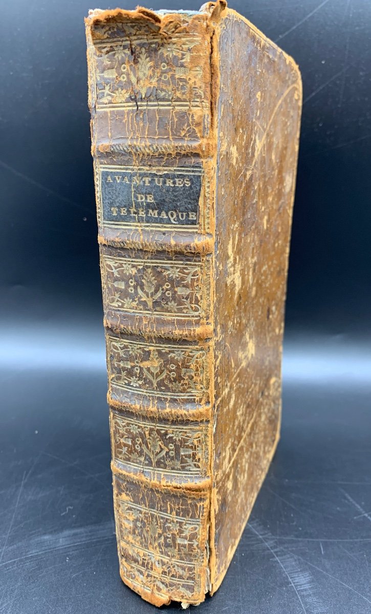 Livre Ancien Les Aventures De Telemaque Fils D’ulysse , Maestricht 1782