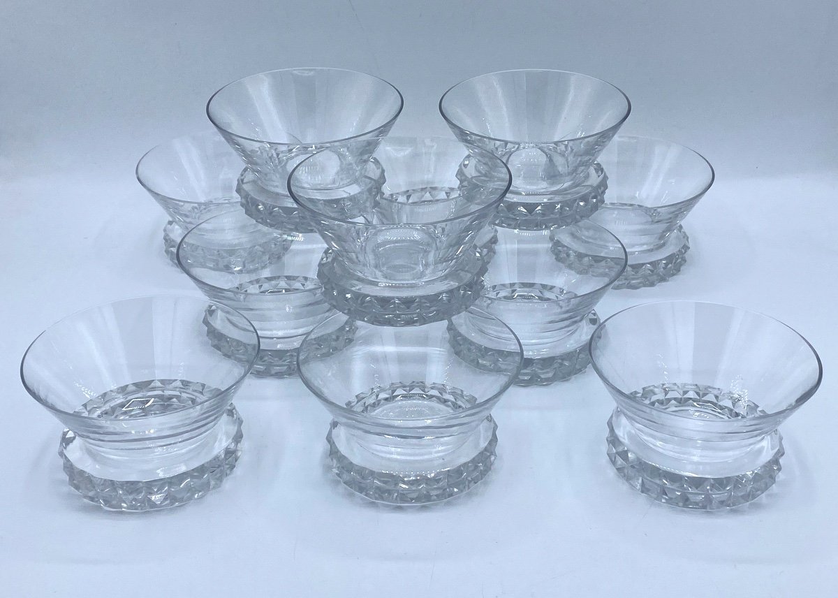 Coupes à champagne   En Cristal De Saint Louis Modèle Diamant -photo-7