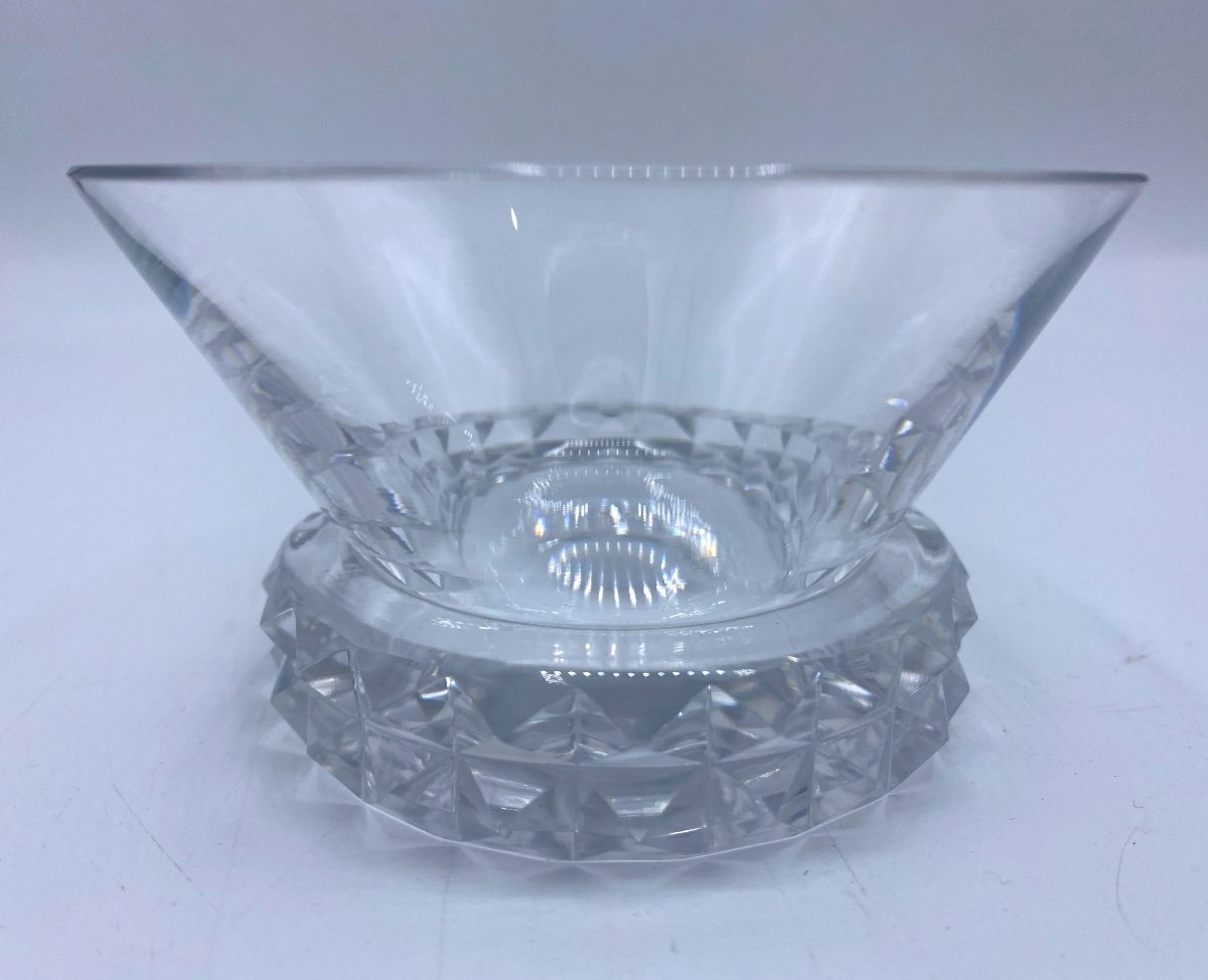 Coupes à champagne   En Cristal De Saint Louis Modèle Diamant 