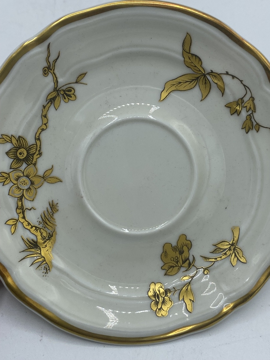 Tasse en porcelaine de Limoges Bernadaud modèle Reine Elisabeth -photo-1