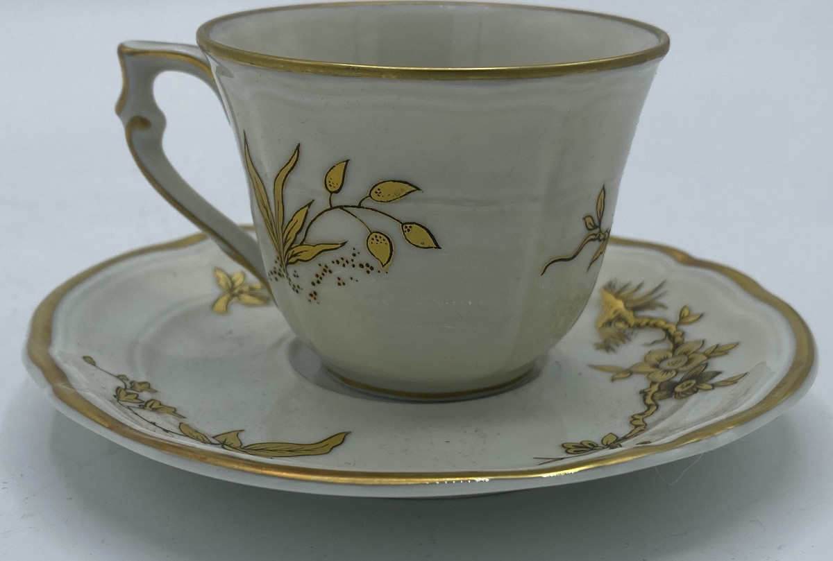 Tasse en porcelaine de Limoges Bernadaud modèle Reine Elisabeth -photo-5
