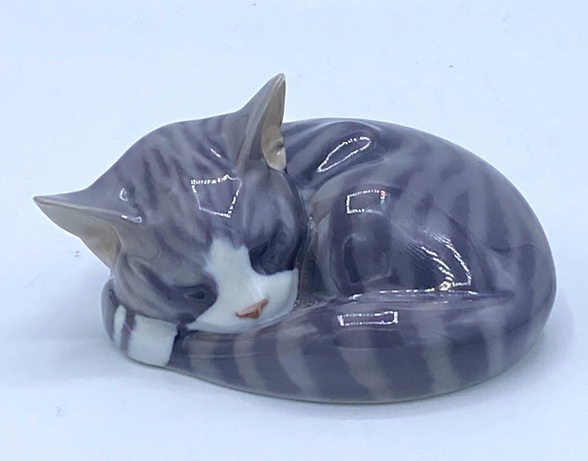 Royal Copenhagen Porcelain Cat -photo-3