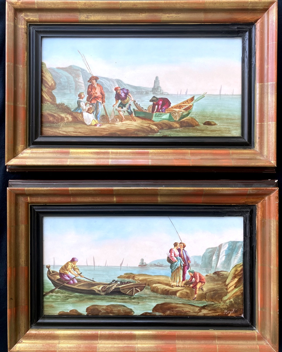 Paire de tableaux sur porcelaine signée Bigot, marine 