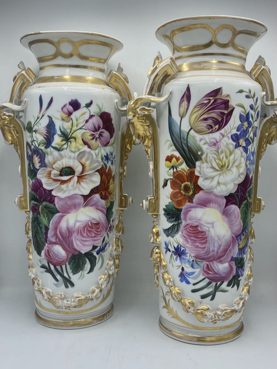 Paire de grands vases en Porcelaine de Paris , 19eme , fleurs 