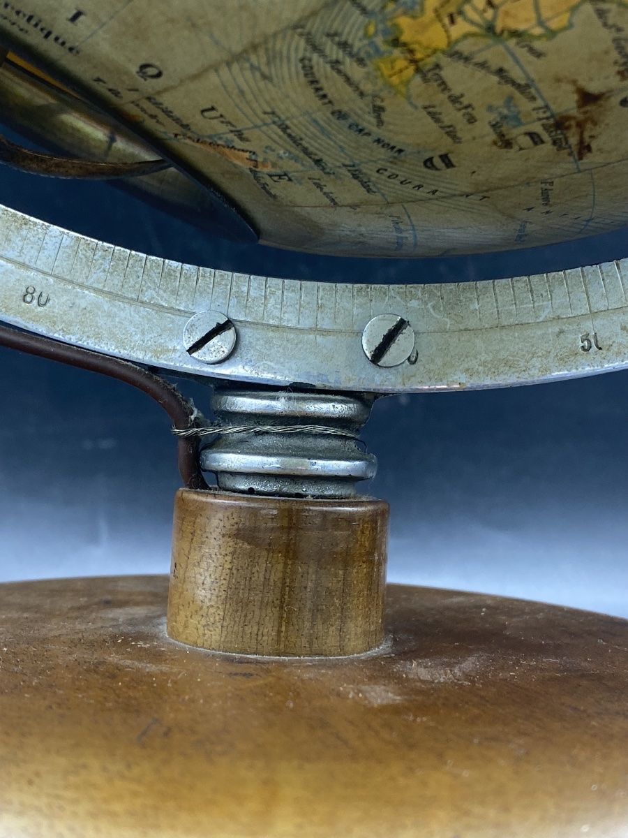 Globe terrestre , mappemonde en verre et papier ,E. Bertaux  éditeur G. Thomas -photo-2