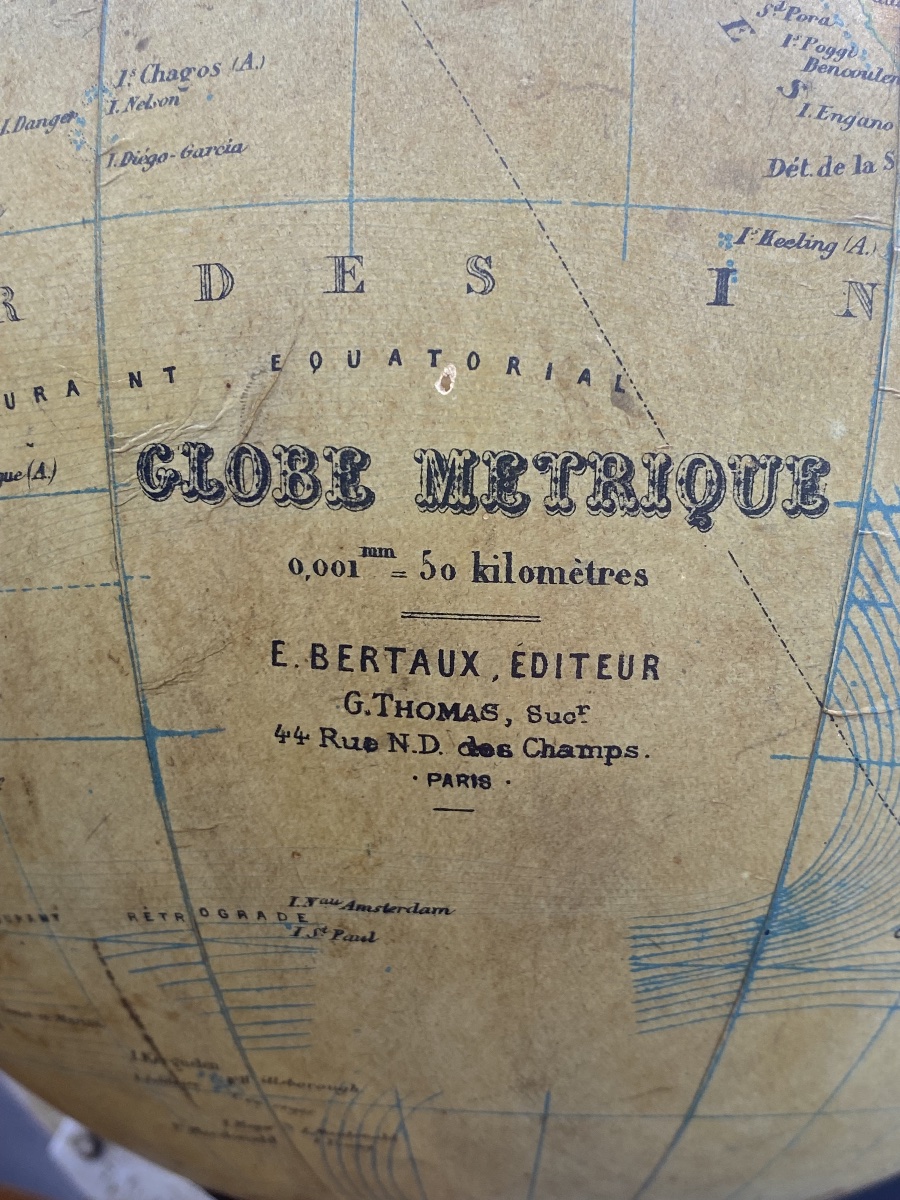 Globe terrestre , mappemonde en verre et papier ,E. Bertaux  éditeur G. Thomas -photo-3