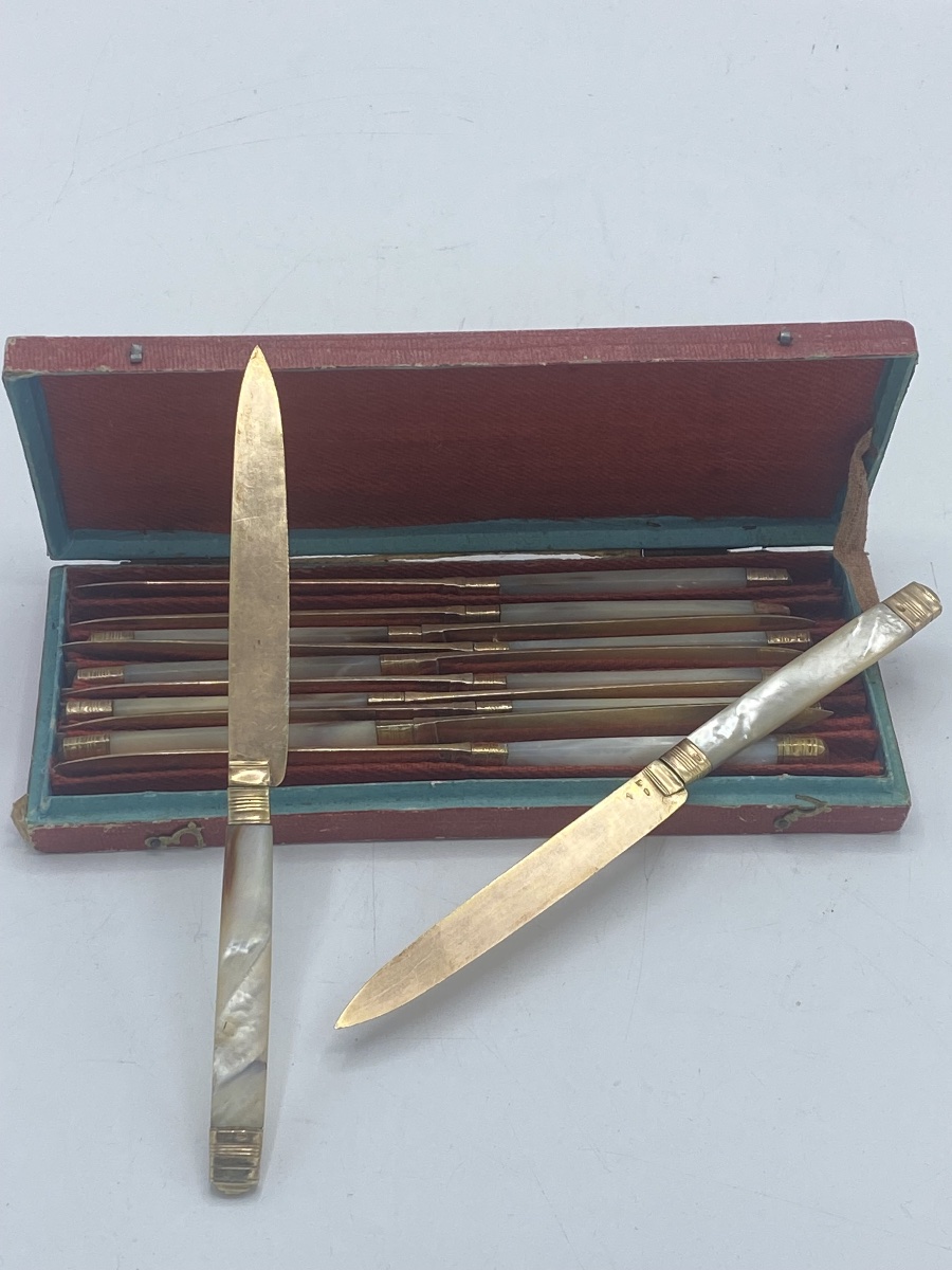 Couteaux en vermeil et nacre , Belgique  , 19eme 