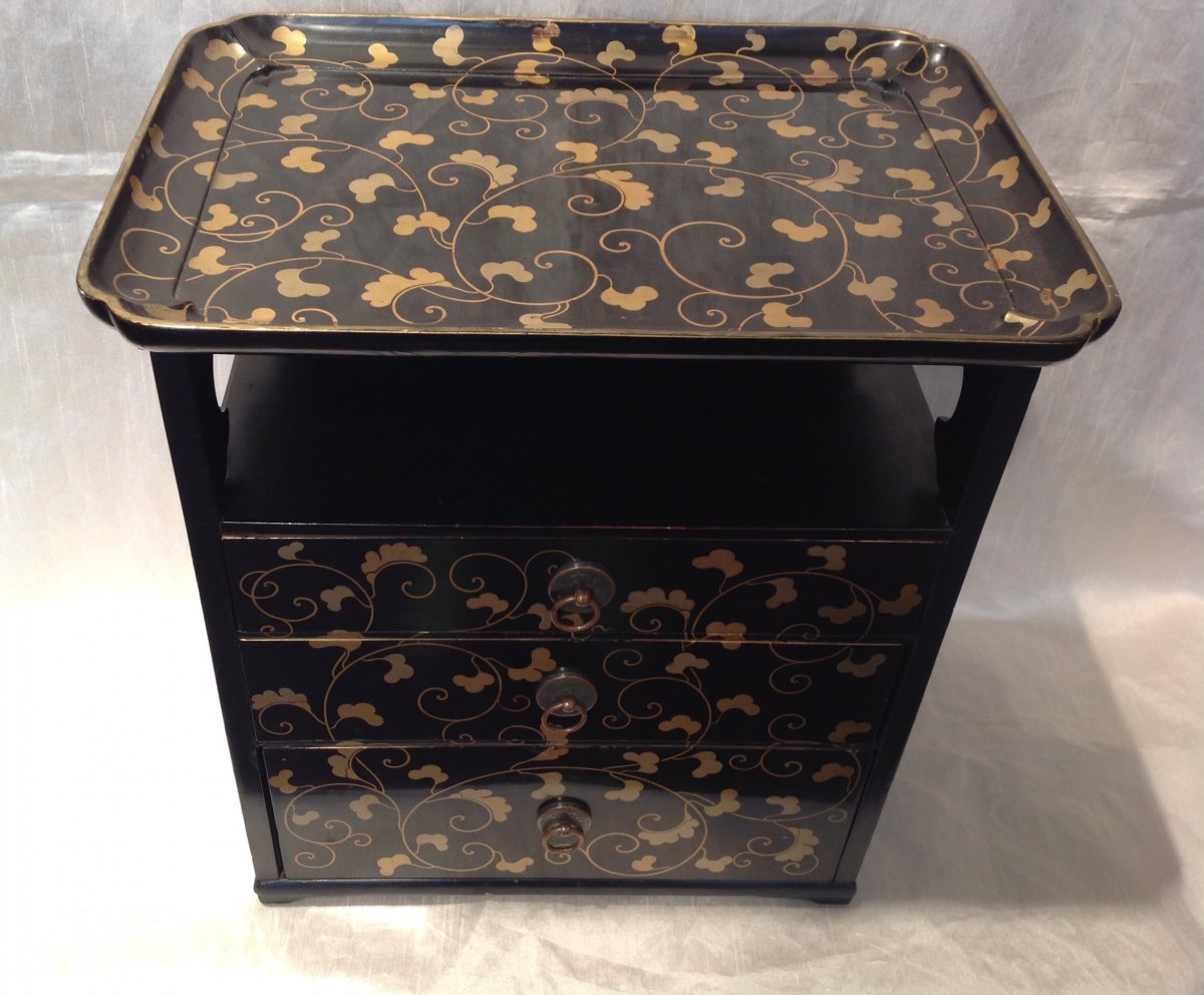 Lacquer Cabinet Japan 19th Meiji