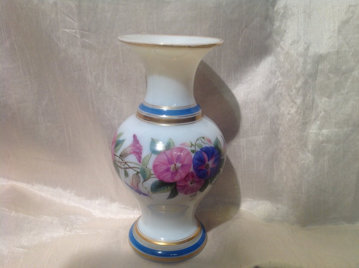 Baccarat 19th - Opaline Vase With Flower Decor-photo-2