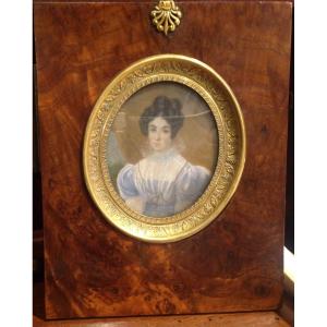 Miniature On Ivory 19th - Portrait Of Young Woman With Glasses