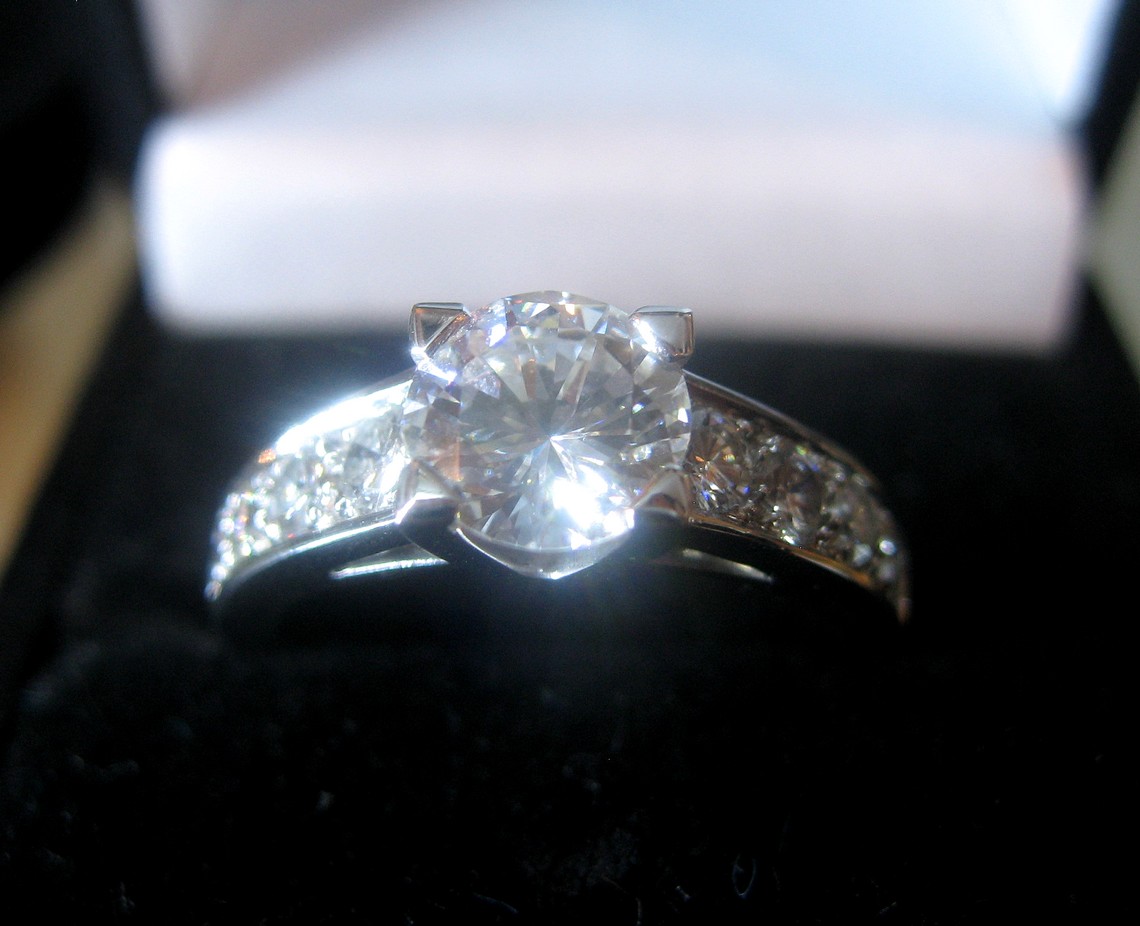 Bague En Or Blanc 18 Carats, Diamants-photo-3