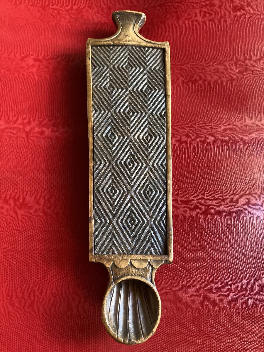 18th Century Tobacco Grater -photo-2
