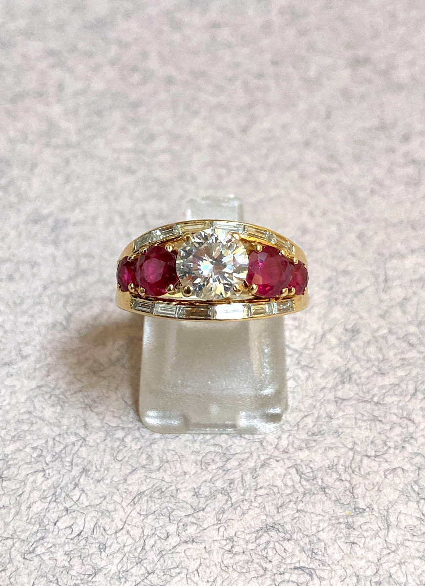 Bague bandeau or diamants et rubis
