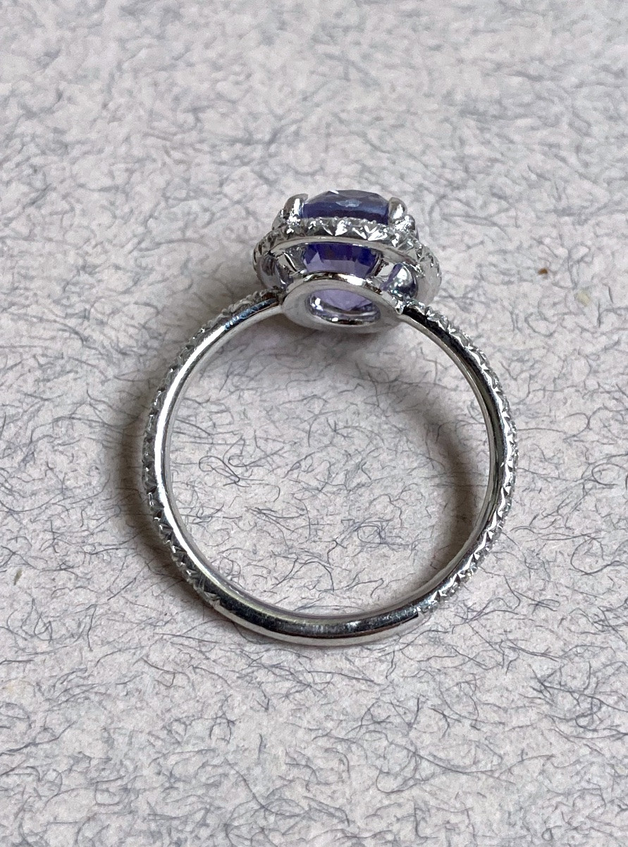 Bague or blanc, saphir violet et diamants -photo-1