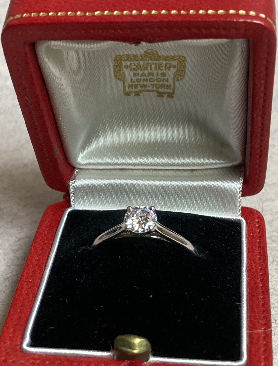 Cartier - Solitaire With Cartier Gold And Platinum Setting 