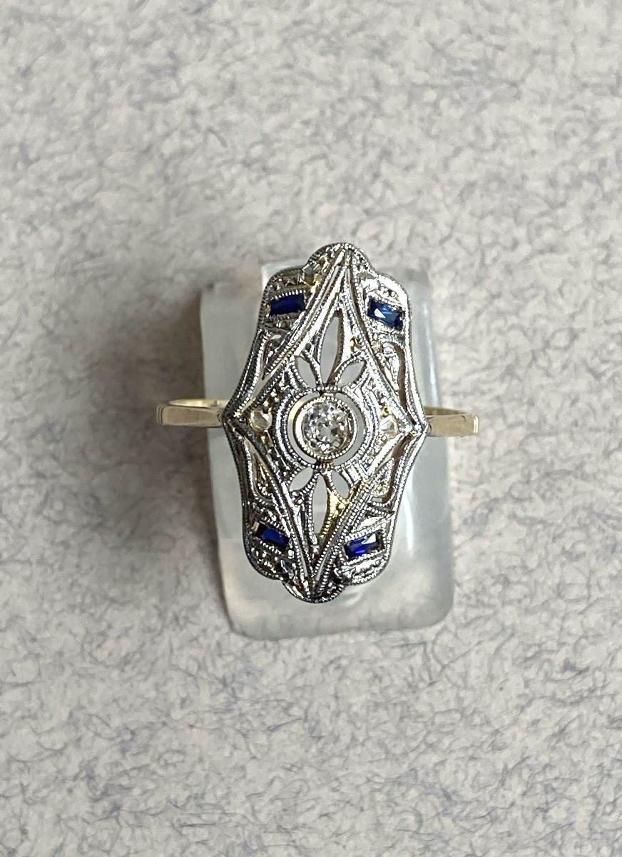 White Gold Ring With Diamonds And Sapphires -photo-2