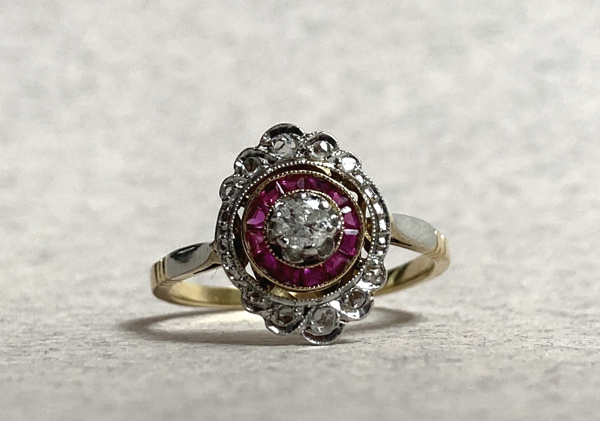 Bague en or, rubis et diamants -photo-4