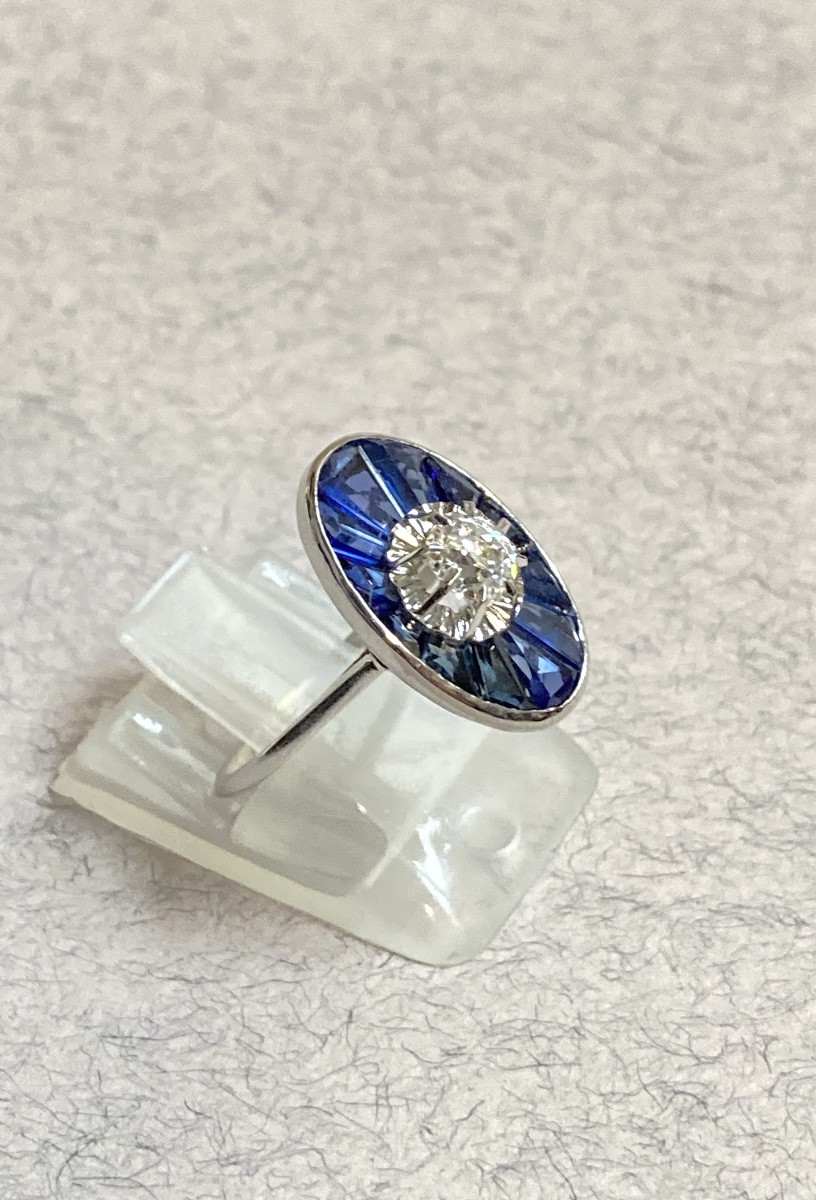 Art Deco - White Gold Ring With Diamonds And Sapphires -photo-2