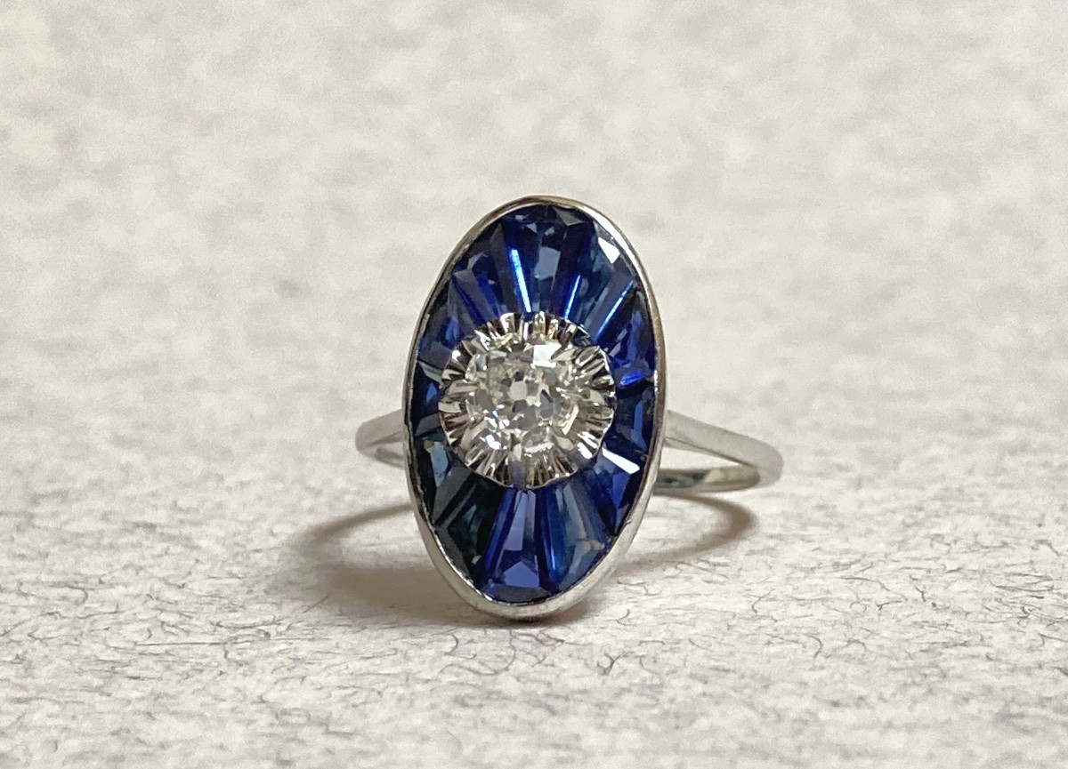Art Deco - White Gold Ring With Diamonds And Sapphires -photo-3
