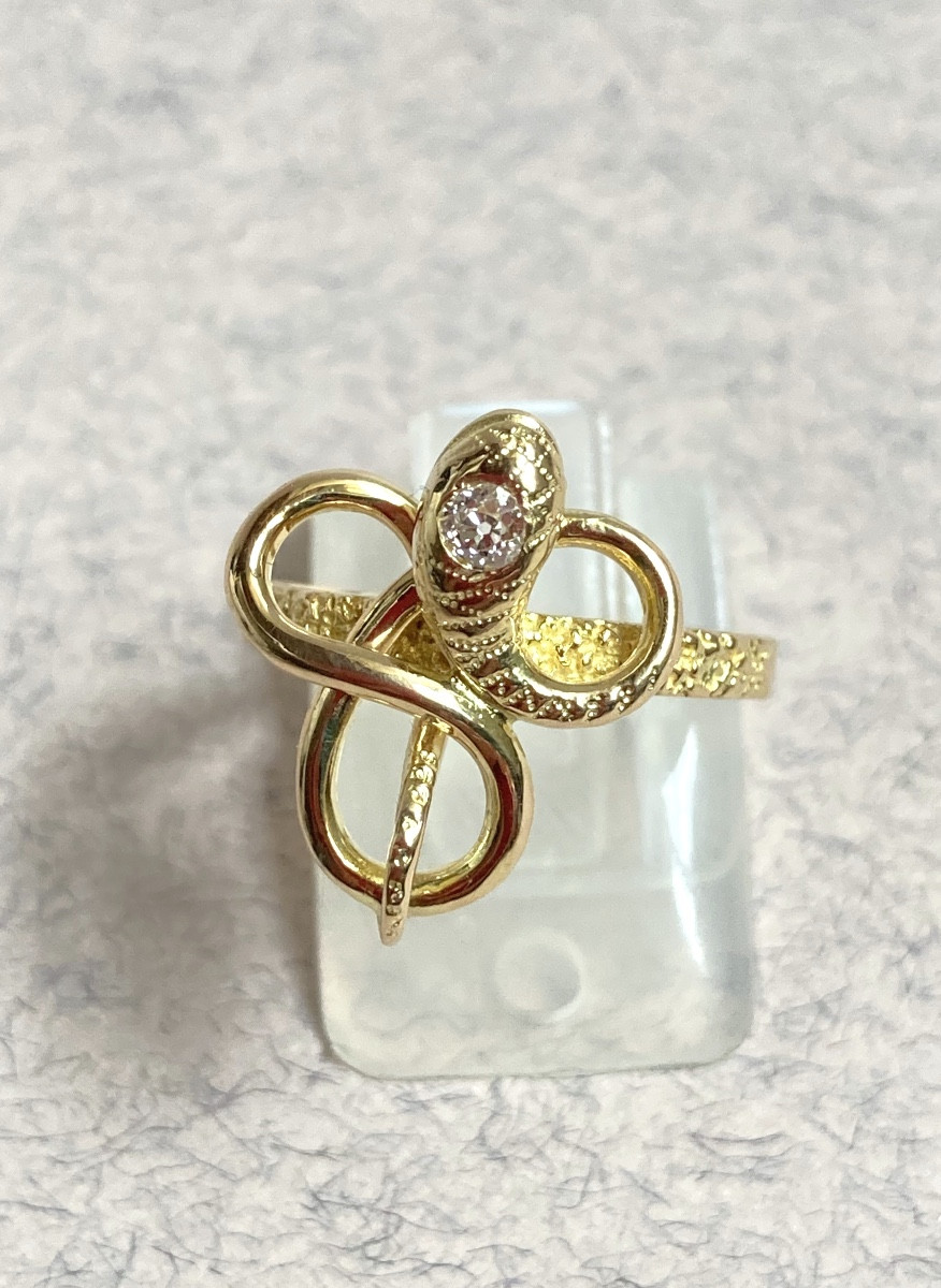 Gold And Diamond Snake Ring 