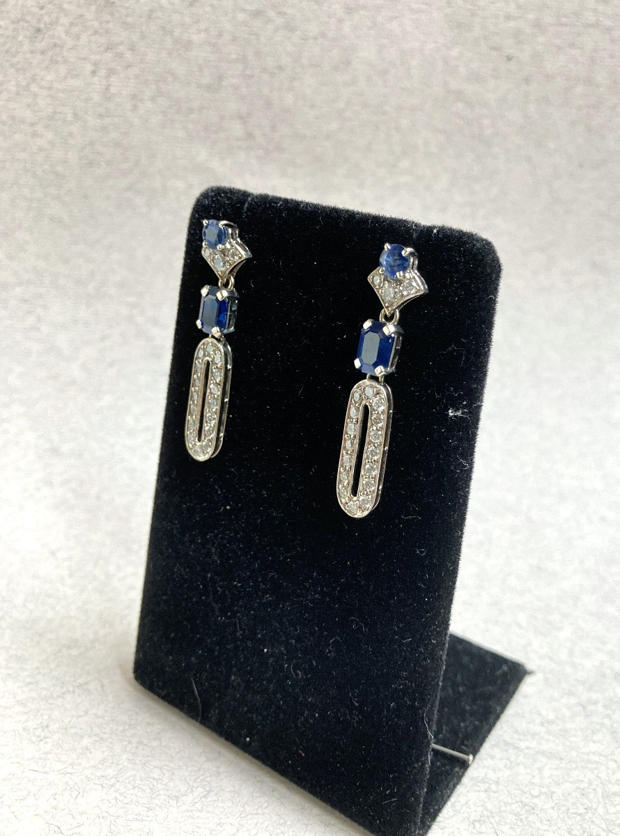 Boucles d’oreille en or blanc saphirs et diamants -photo-2