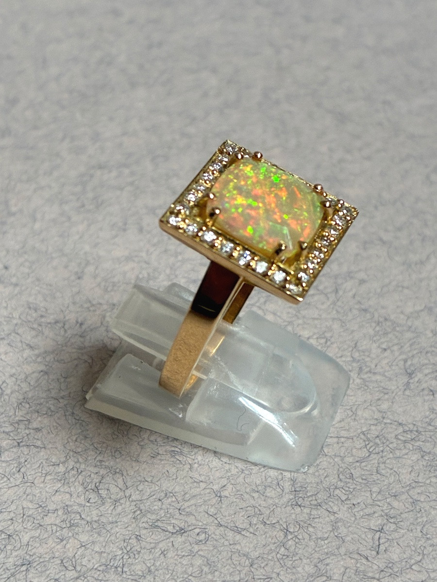 Gold Ring With Ethiopian Opal And Diamonds -photo-2
