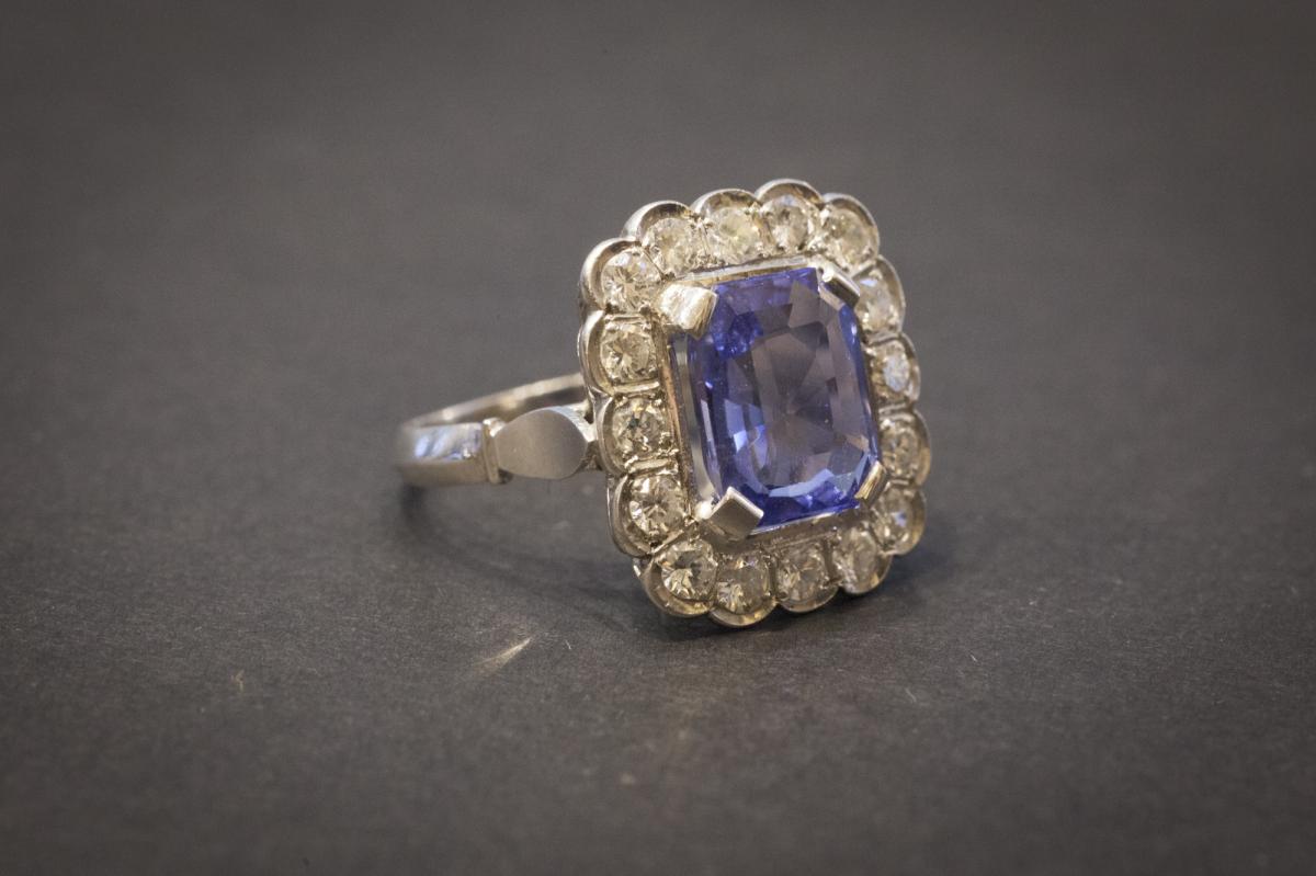 Ring In White Gold, Sapphire And Diamonds-photo-2