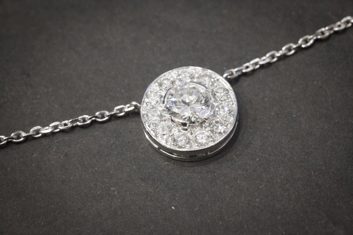 Vintage Necklace In White Gold And Diamonds-photo-3