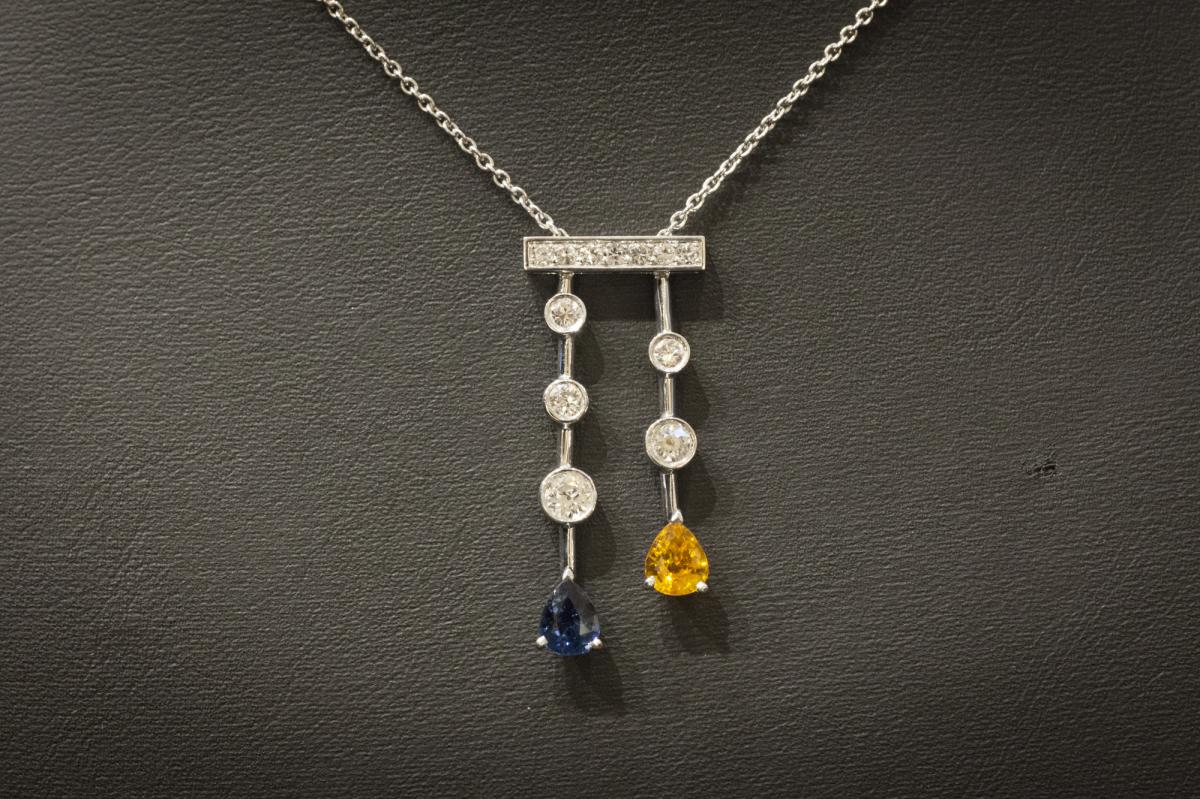 Necklace "neglected" Vintage In White Gold, Sapphires And Diamonds,