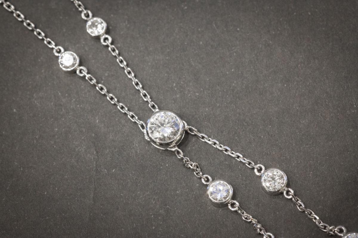Vintage Necklace In White Gold And Diamonds-photo-3