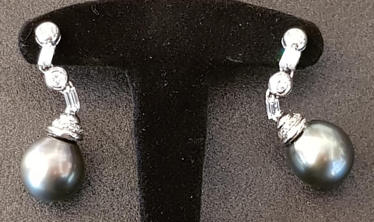 Paire  Boucles d'Oreille Or, Diamants et Perles de Tahiti -photo-1