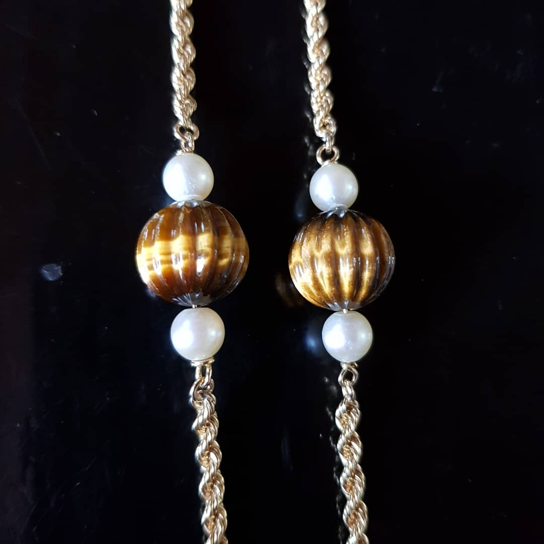 Proantic: Large Gold Necklace, Tiger Eye And Cultured Pearls