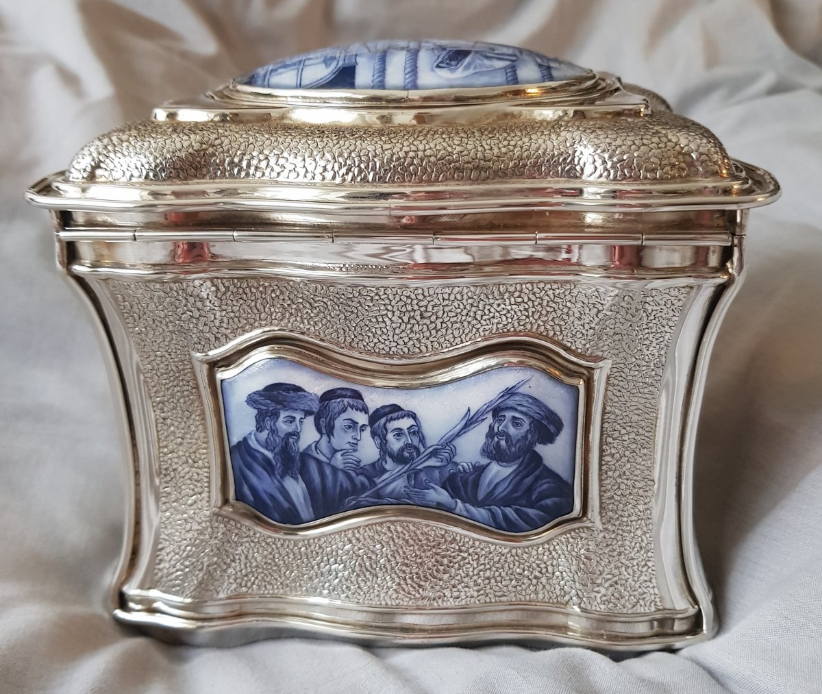 Etrog Box In Silver And Enamels, XXth Century-photo-1