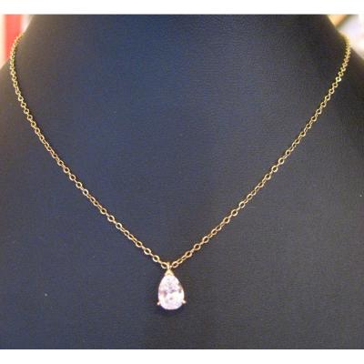 In Pear Diamond Pendant Size Chain Yellow Gold 18 Carats