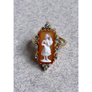 Gold And Diamond Agate Cameo Ring 