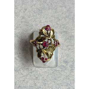 Art Nouveau - Gold And Ruby Ring 