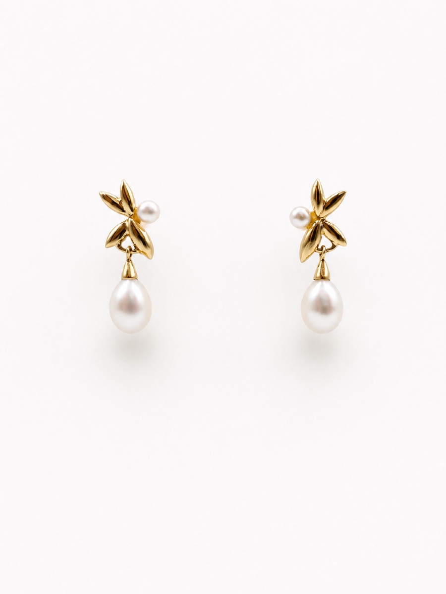 Pearl And 18-karat Yellow Gold Earrings