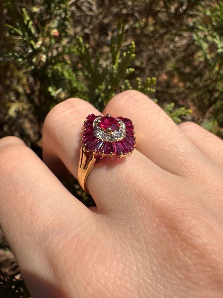 Bague rubis et diamants en or jaune 18 carats-photo-3