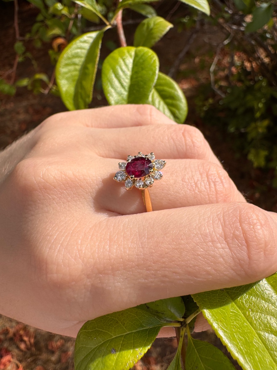 Ruby And Diamond Daisy Ring, 18-karat Yellow Gold, 20th Century-photo-4