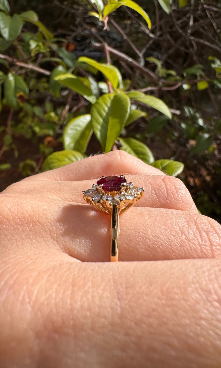 Ruby And Diamond Daisy Ring, 18-karat Yellow Gold, 20th Century-photo-1