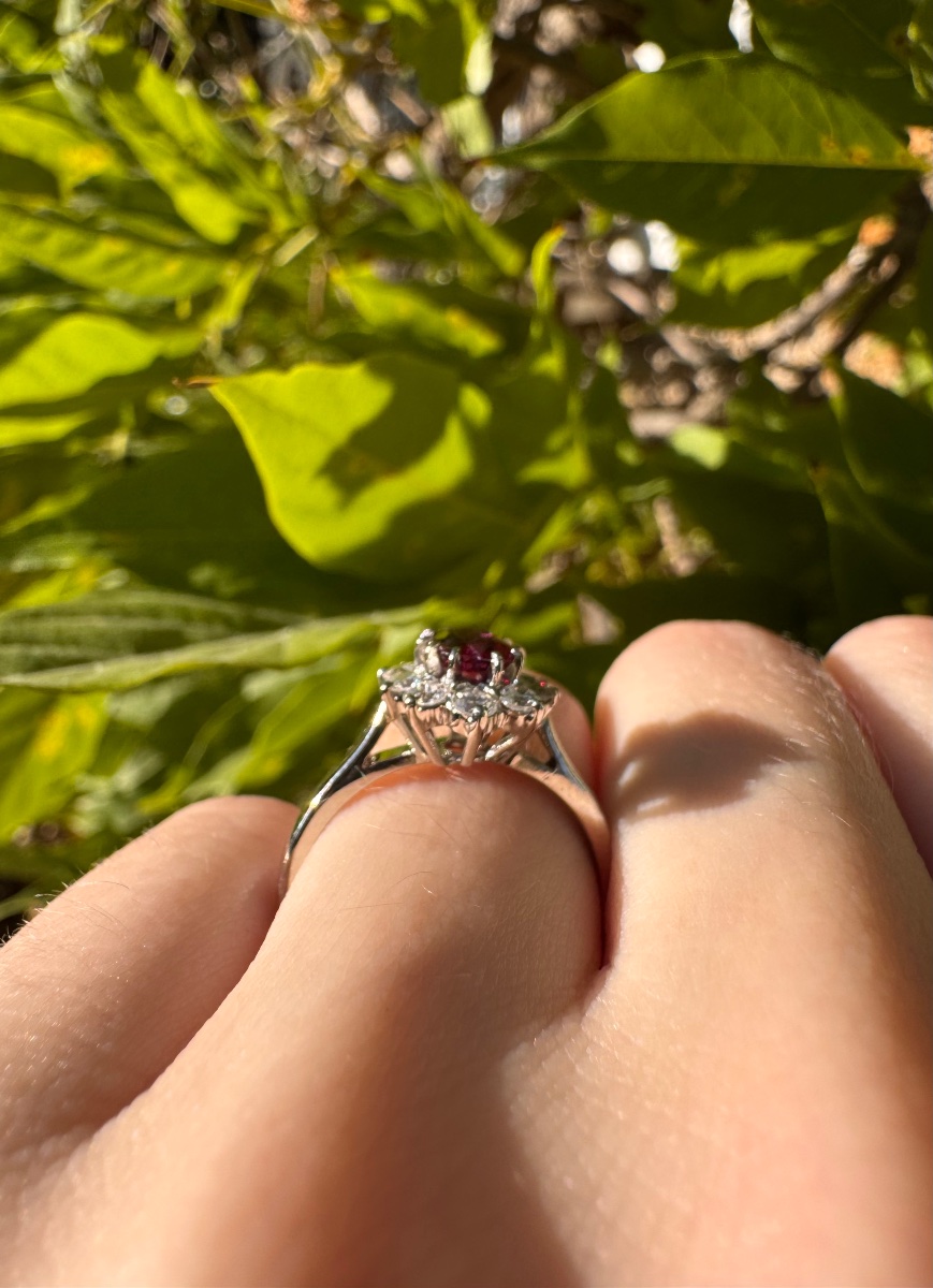 Ruby And Diamond Daisy Ring, 18-karat Rhodium-plated Gold, 20th Century-photo-1