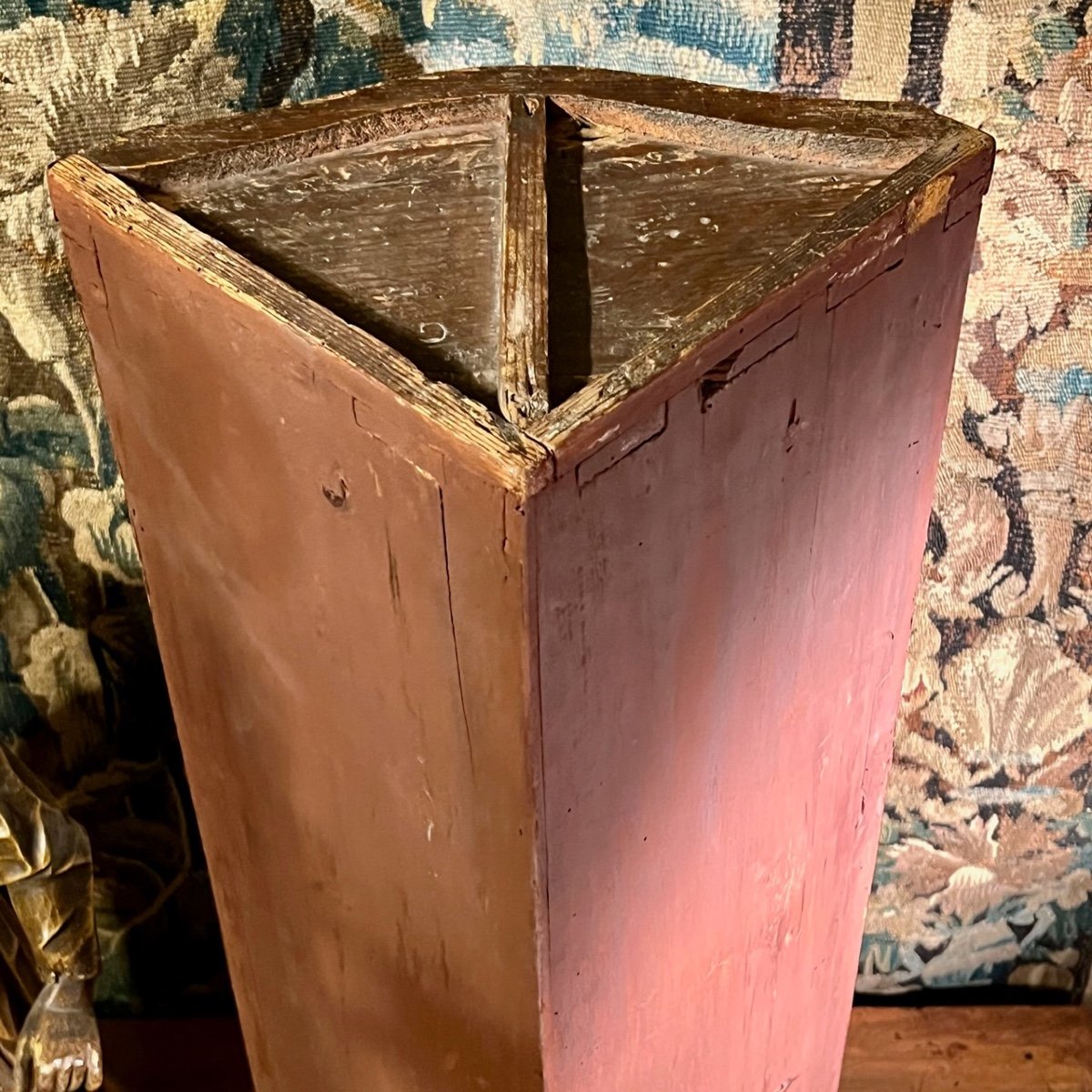 Small Curved Corner Cabinet 18 Eme Stamped Schwingkens -photo-1