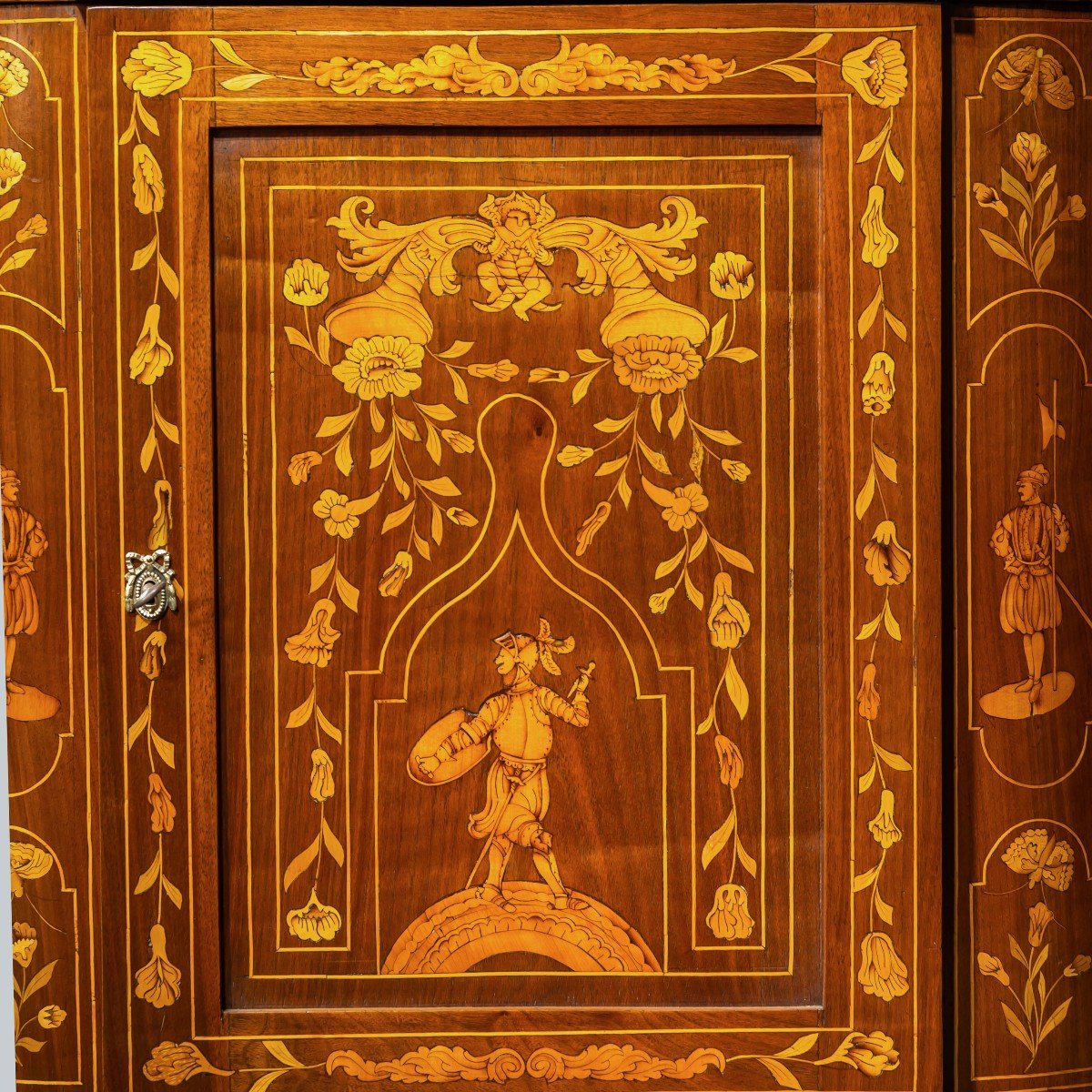 Inlaid Corner With Floral Decor, Birds And Lansquenets-photo-1