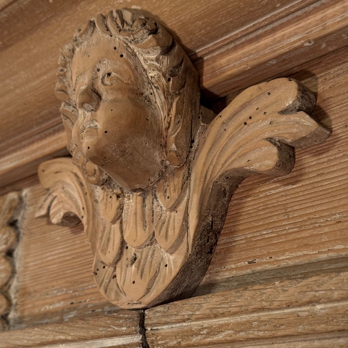 Alsace 17th Century Wardrobe -photo-1