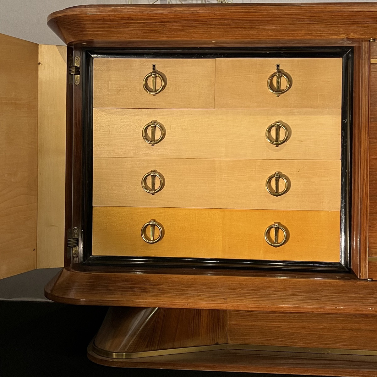 Large Art Deco Rosewood And Brass Reed Sideboard -photo-3