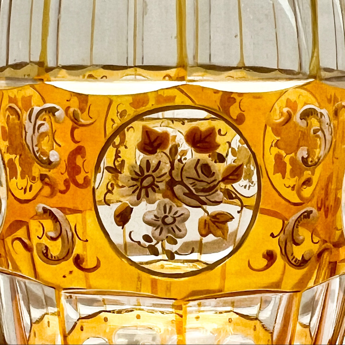 Bonbonnière Pokal Cristal De Bohème Taillé Et Gravé-photo-4