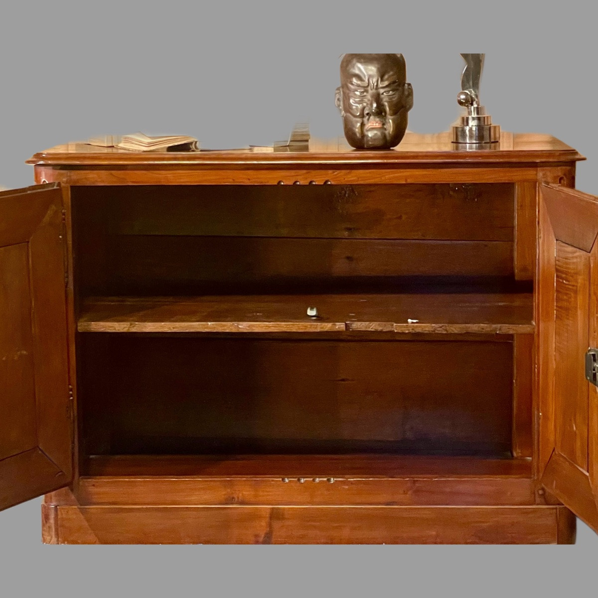 18th Century Fruitwood Plinth Buffet-photo-4