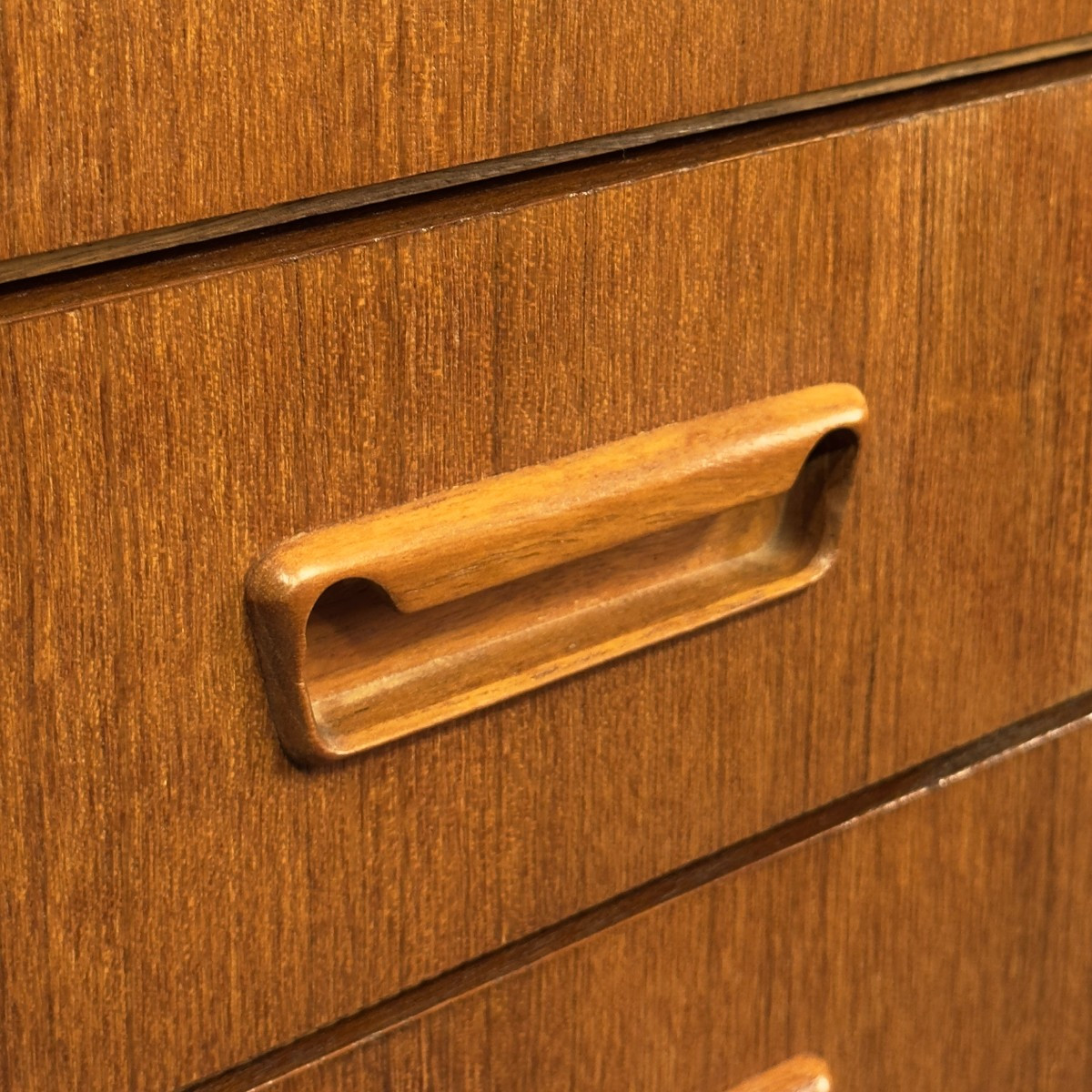Vintage 4-drawer Teak Chest Of Drawers From The 60s -photo-3