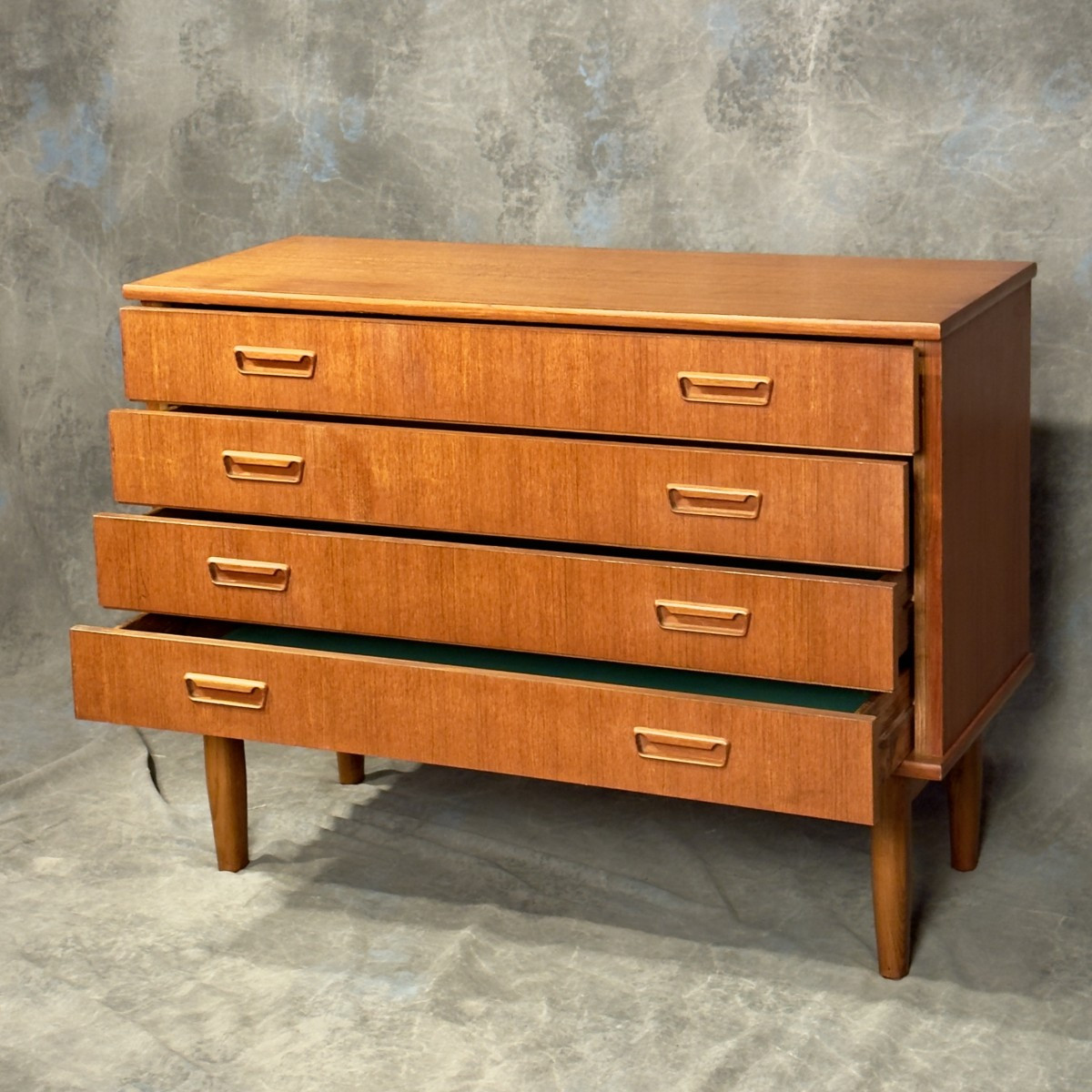 Vintage 4-drawer Teak Chest Of Drawers From The 60s -photo-4